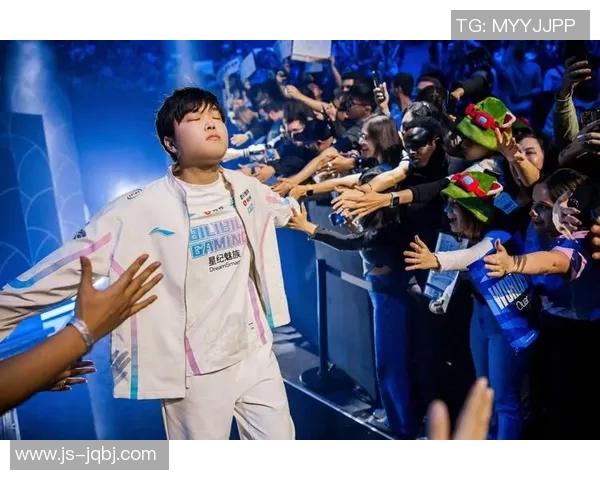 BLG在英雄联盟比赛中的区域防守策略分析与成败得失探讨