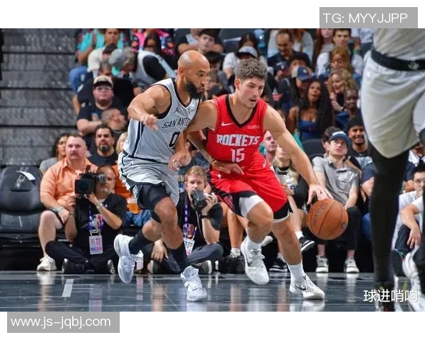 火箭队与马刺的德州德比战史及经典战役回顾